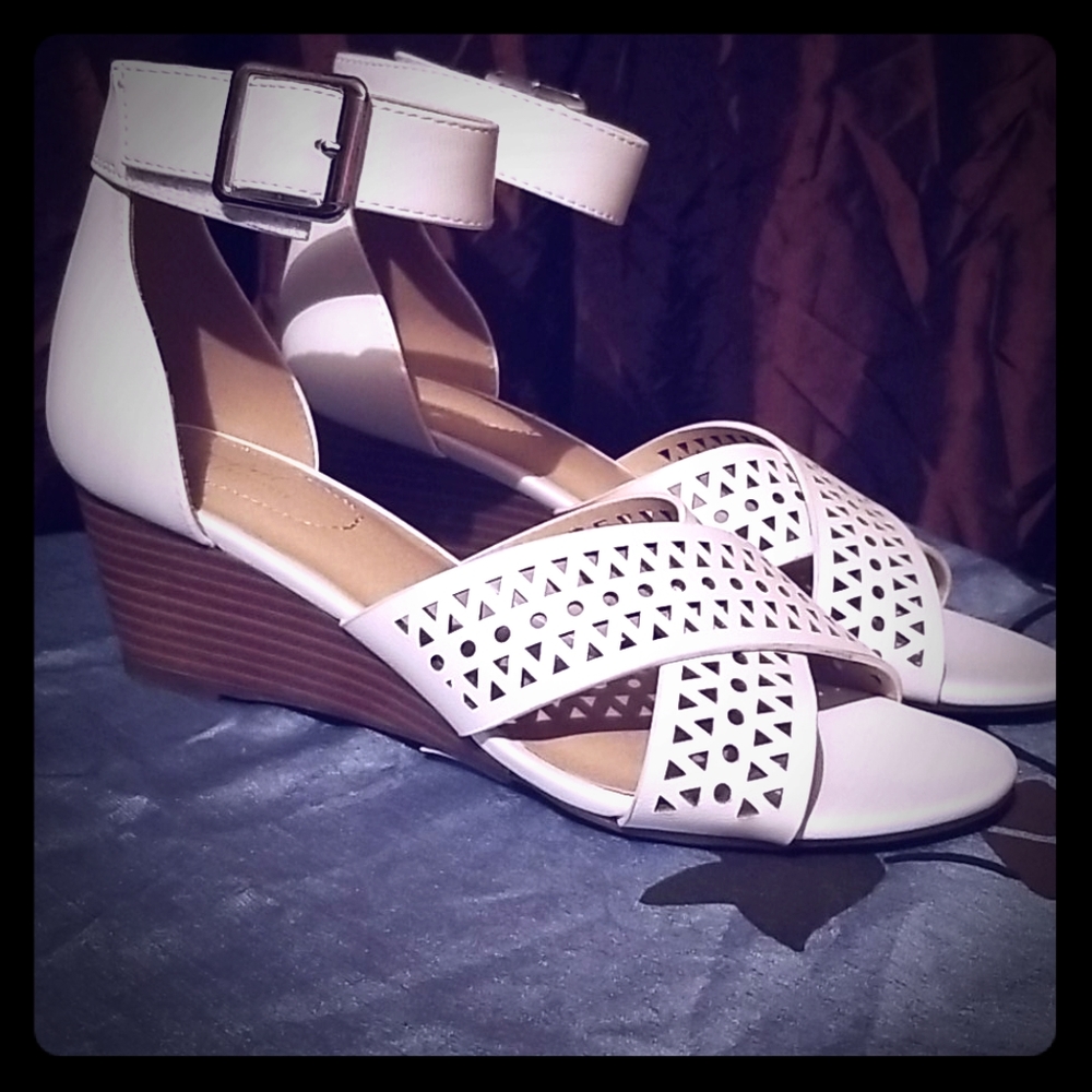 White wedge sandal
